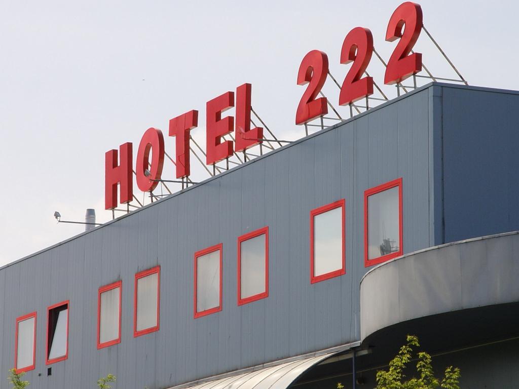 Hotel 222 Πόζναν Εξωτερικό φωτογραφία